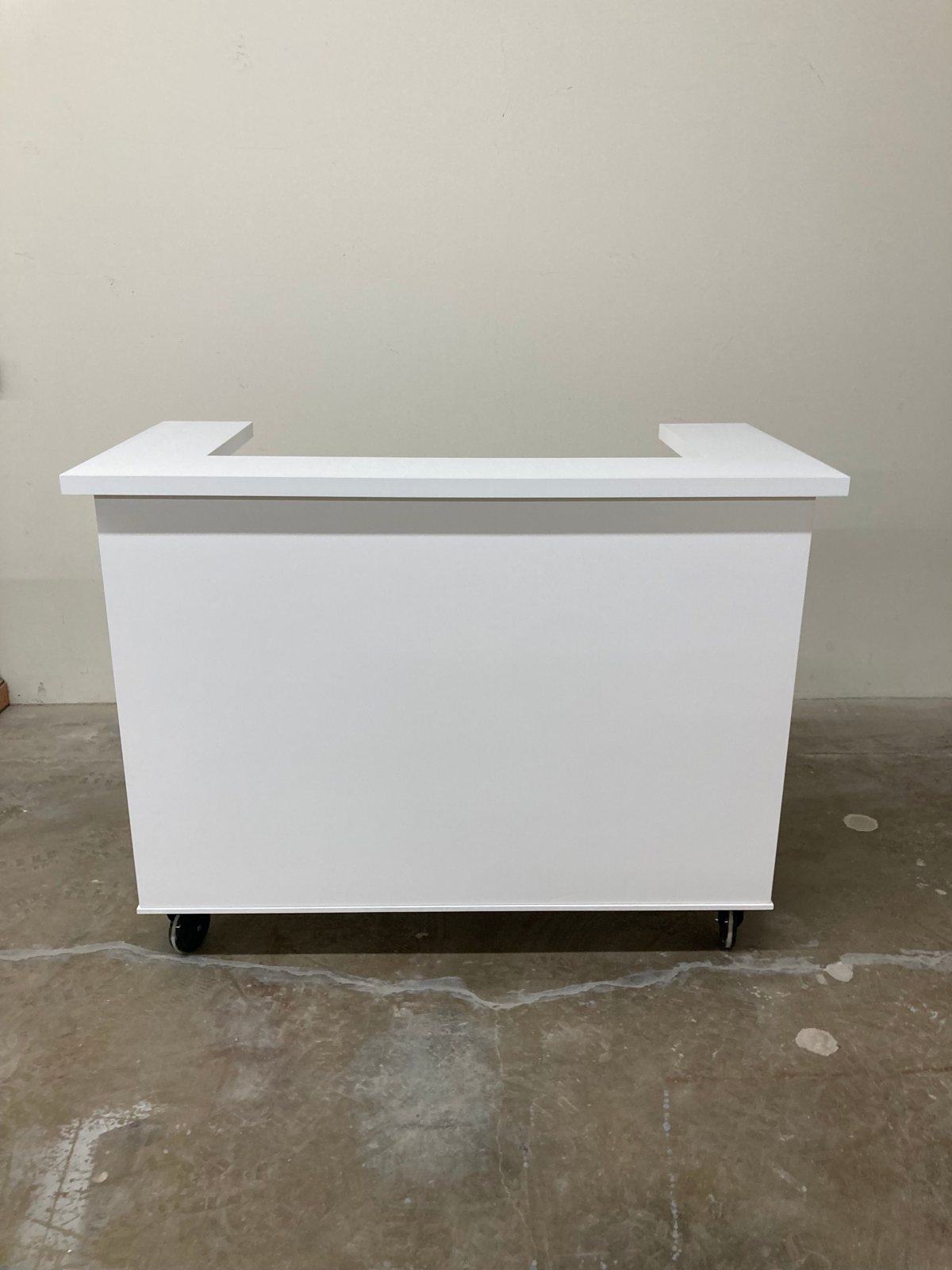 The Nook U-Shaped Mobile Bar